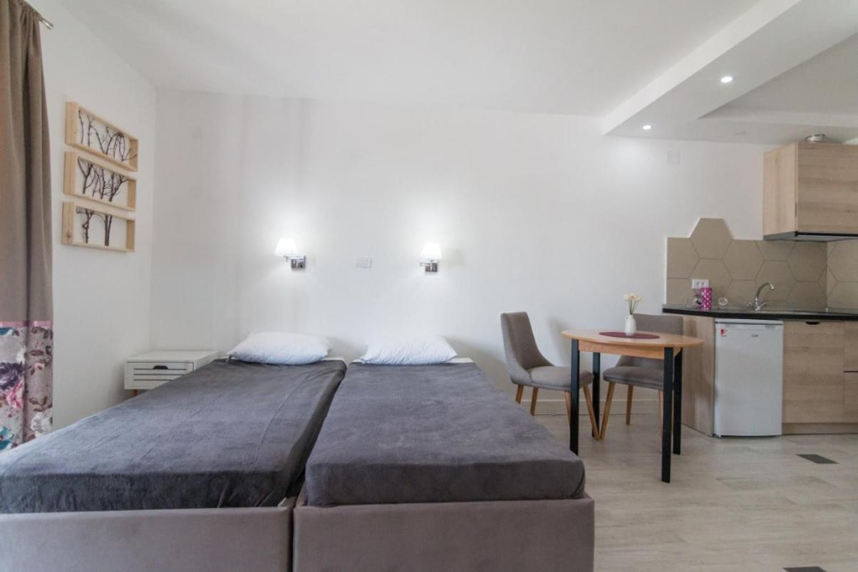Apartmani Terase Konjska Reka Ngoại thất bức ảnh