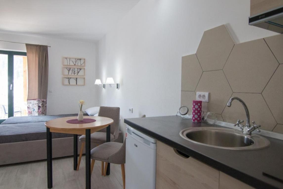Apartmani Terase Konjska Reka Ngoại thất bức ảnh