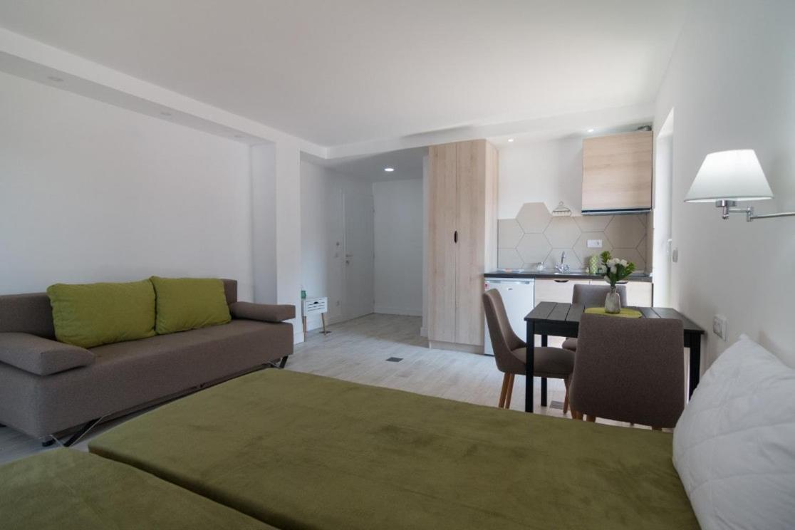 Apartmani Terase Konjska Reka Ngoại thất bức ảnh