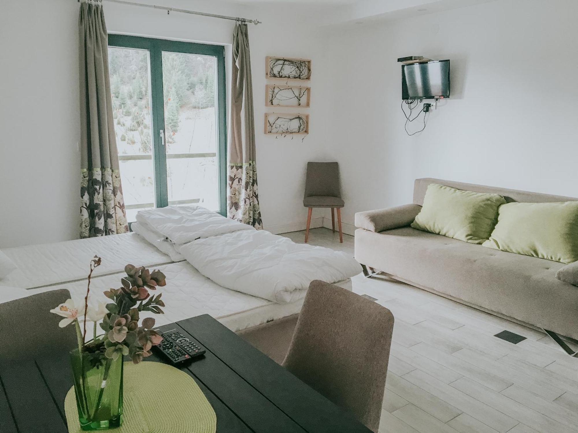 Apartmani Terase Konjska Reka Ngoại thất bức ảnh