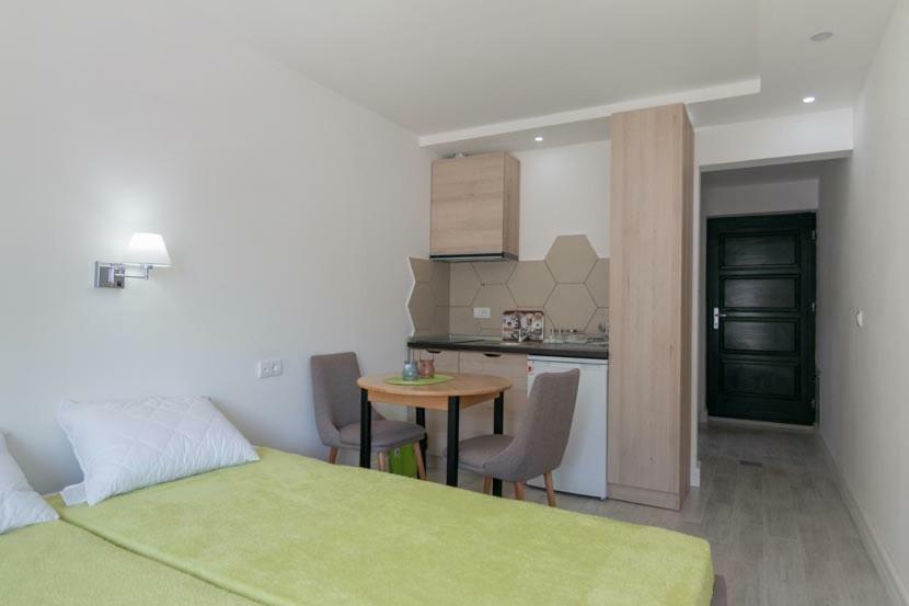 Apartmani Terase Konjska Reka Ngoại thất bức ảnh