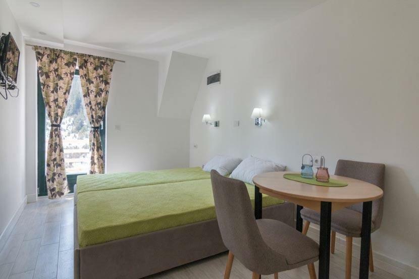 Apartmani Terase Konjska Reka Ngoại thất bức ảnh