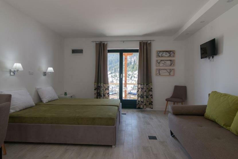 Apartmani Terase Konjska Reka Ngoại thất bức ảnh